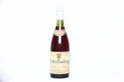 null 1 bottle of MOREY-SAINT-DENIS CLOS DES LAMBRAYS red 1951, COSSON. Good level....