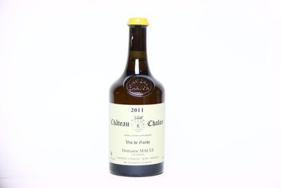 null 1 clavelin (62cl) of CHÂTEAU CHALON yellow wine 2011, DOMAINE MACLE. 
