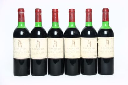 6 bottles of red PAUILLAC 1976, CHÂTEAU LATOUR....