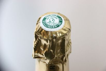 null 1 jéroboam CHAMPAGNE BRUT blanc 1985, BOLLINGER. Étiquette légèrement abîmée....