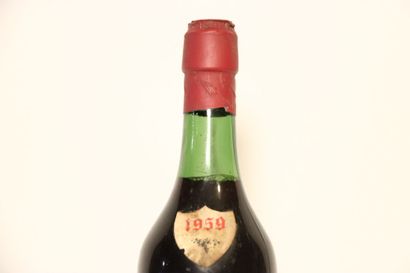 null 1 bottle of red GEVREY-CHAMBERTIN 1959, JEAN BERNARD.
