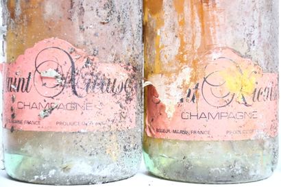 null 8 bottles of rosé CHAMPAGNE NM, SAINT NICAISE. Labels in very bad condition....