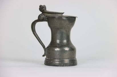 null ILE de FRANCE - Small pewter pitcher with shoulder, tassel poucier. 18th century....