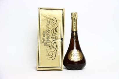1 bottle CHAMPAGNE BRUT blanc 1966, DE VENOGE....