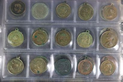 null Miscellaneous. Binder Of About 200 Various Medals And Tokens. Mainly Brass And...