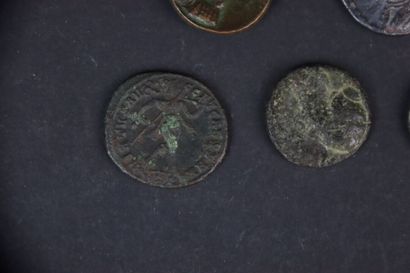 null Antique. Lot Der 5 Antique Coins Various Varies States.

CONSULTANT : Mr Pierre-Luc...