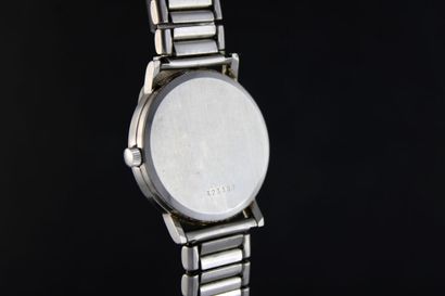 null JAEGER Paris
Montre bracelet en acier. Boitier rond. Fond à pression.
Cadran...