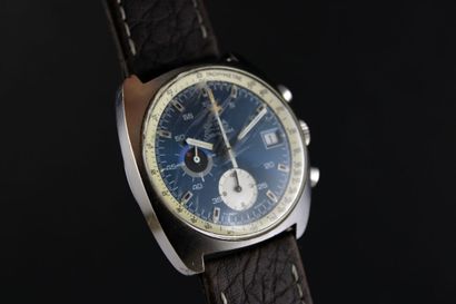 null OMEGA Seamaster réf. 176.007
Montre chronographe bracelet en acier. Fond vissé....