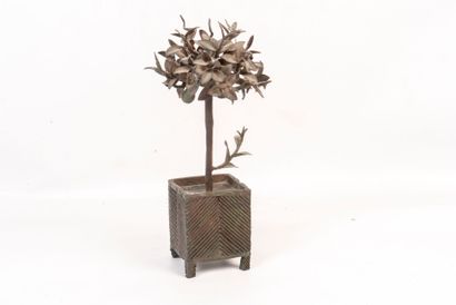 LOUIS CANE (born 1943)
Orange tree in bronze
Numbered edition Artist's proof 3/8
Signed... Gazette Drouot
