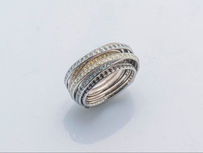 DE GRISOGONO Bague modèle Allegra en or gris 18 carats (750 millièmes) formée de...