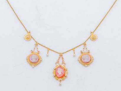 Necklace in 18-carat yellow gold (750 thousandths),...