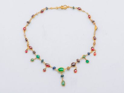 null Necklace in 18-carat yellow gold (750 thousandths) adorned with cabochons of...