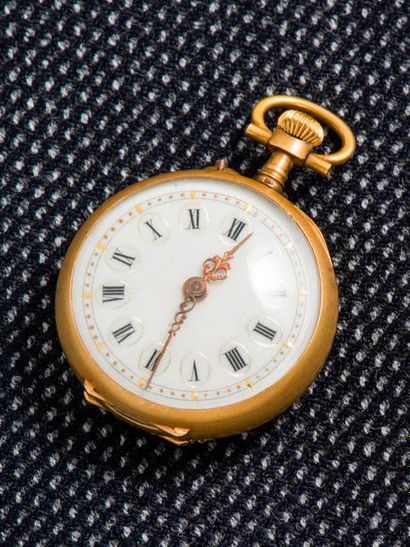 null Neck watch in 18-carat yellow gold (750 thousandths), circa 1900. The back is...