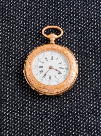 null Neck watch in 18-carat pink gold (750 thousandths), end of the 19th century....