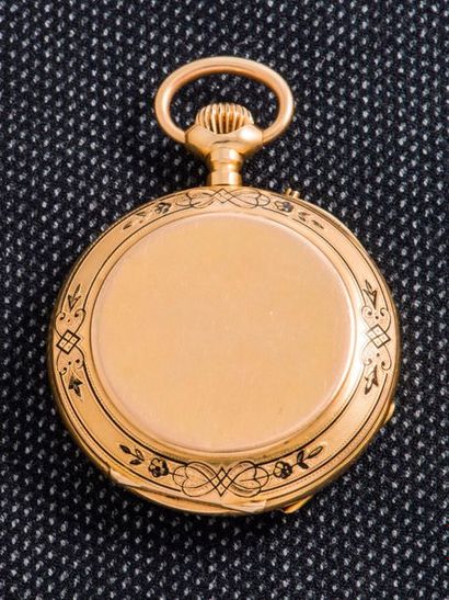null Pocket watch in 18-carat (750 thousandths) yellow gold decorated with enamelled...