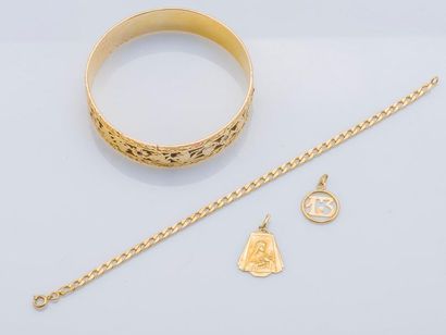 null Lot en or jaune 18 carats (750 millièmes) comprenant un bracelet à maille gourmette,...