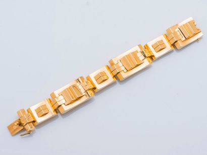null Bracelet ruban tank en or jaune 18 carats (750 millièmes) à maille géométrique...