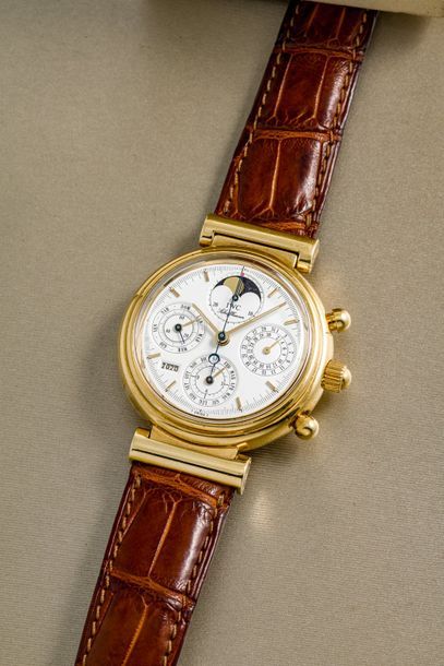 IWC (Chronographe Da Vinci / Quantième Perpétuel – Or jaune réf. 3750), vers 1998

Chronographe...