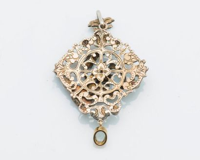 null Pendant in silver (925 thousandths) forming an openwork lozenge of interlacing...