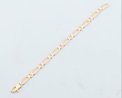null NON VENU
Gourmet bracelet in 18 carat yellow gold (750 thousandths) with horse...