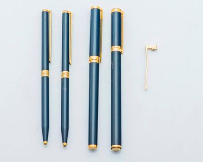 DUPONT Parure de stylos en métal doré et laque de chine bleu marine comprenant un...
