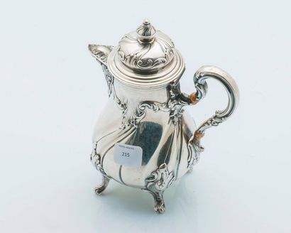 LEVERRIER (actif 1903-1911) Small tripod silver jug ​​(925 thousandths) with twisted...