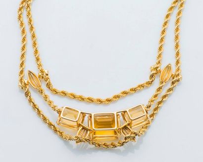 null Choker drapery necklace in 18 carat yellow gold (750 thousandths) with double...