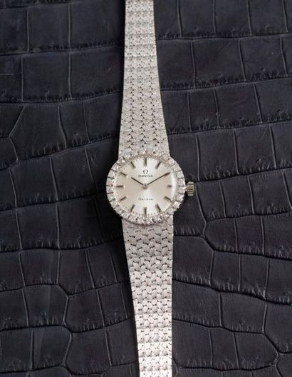 OMEGA - vers 1970 Ladies' watch bracelet in 18-carat (750 thousandths) white gold,...