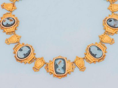 null Collier en or jaune 18 carats (750 millièmes) composé de maillons articulés,...