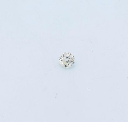 null Diamant coussin de taille ancienne sur papier pesant 1,40 carat.