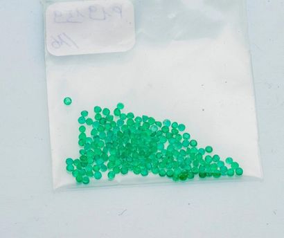null Emeralds of round size of about 0.02 carat each.

Gross weight 5.01 carats