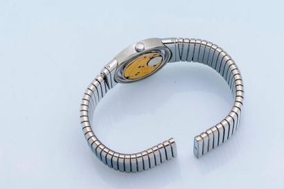 BULGARI Tubogas watch in steel, round case with clip-on back (signed and numbered),...