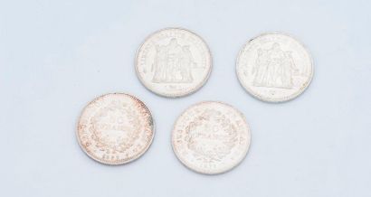 null Lot de 4 pièces de 50 francs argent comprenant 1 pièce Hercule 1975, 1 pièce,...