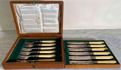 MAPPIN & WEBB 6 knives and 6 forks in silver plated metal with chiselled decoration...