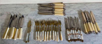 null Set comprising: 11 fruit knives with silver plated metal blade and bone handle;...