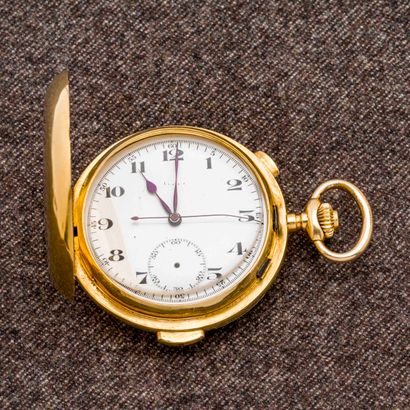VOLTA Montre chronographe savonnette à sonnerie en or jaune 18 carats (750 millièmes)....