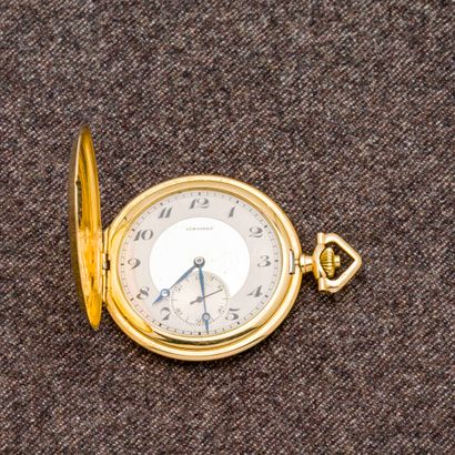 LONGINES Soap pocket watch in 18-carat (750 thousandths) yellow gold with numeral...