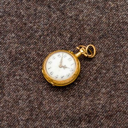 null 18-carat (750 thousandths) yellow gold necklace watch, circa 1900. The back...