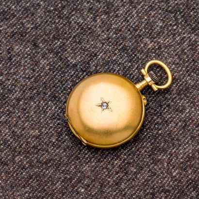 null Montre de col en or jaune 18 carats (750 millièmes), fin du XIXème siècle. Le...
