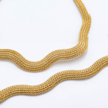 null Demi-parure en or jaune 18 carats (750 millièmes) composée d'un collier et d'un...
