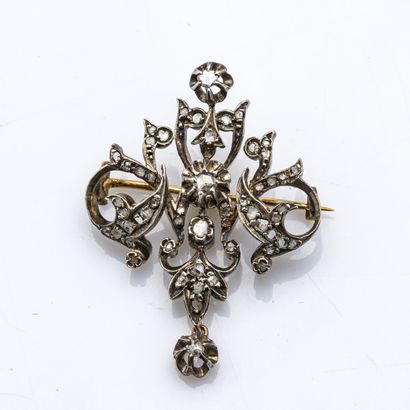 null Brooch in 18K yellow gold (750 thousandths) and silver (800 thousandths) adorned...