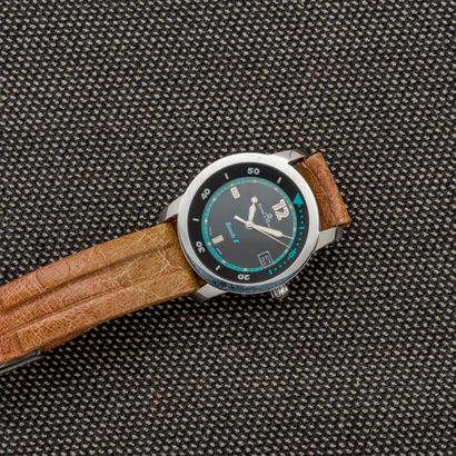 null BALM AND THANK YOU - Formula S 

Steel watch with brown leather barcelet and...