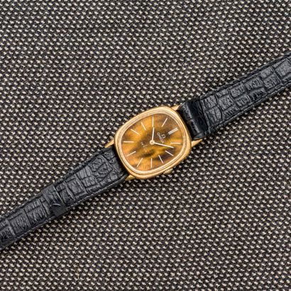 OMEGA - De Ville Montre bracelet de dame en or jaune 18 carats (750 millièmes) à...