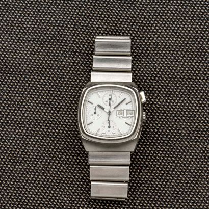 null LONGINES - Ultronic, circa 1970

Rectangular steel chronograph wristwatch. White...