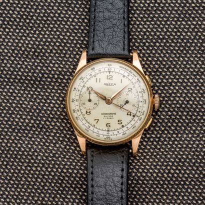 AGEFA - CHRONOGRAPHE SUISSE Chronograph wristwatch in 18-carat yellow gold (750 thousandths)....