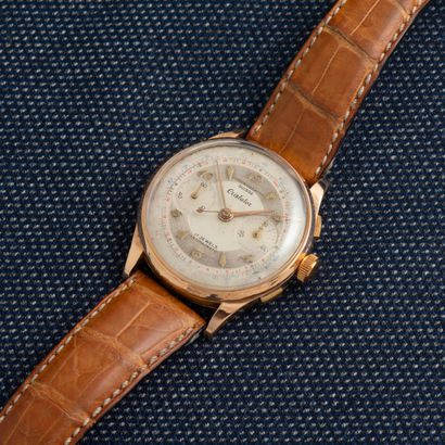 CRISTALOR Vers 1950

Chronographe télémètre N°11318, à grande ouverture en or rose...