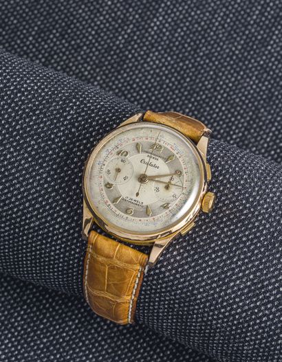 CRISTALOR Vers 1950

Chronographe télémètre N°11318, à grande ouverture en or rose...