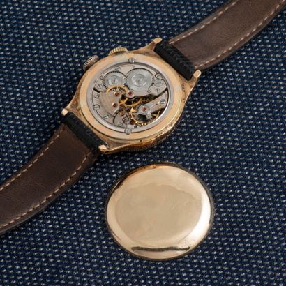 LONGINES Lindbergh Hour Angle, Circa 1937

Rare montre de pilote mise au point par...