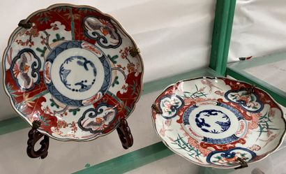 null Set of 3 Chinese porcelain plates and a bowl