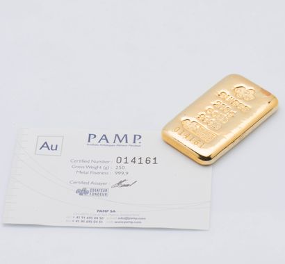 null Yellow gold ingot n°014161. PAMP trial bulletin

Gold content: 999.9 Weight:...